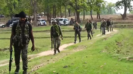 पुलिस को बड़ी कामयाबी, 5 लाख का इनामी नक्सली ढेर पुलिस को बड़ी कामयाबी, 5 लाख का इनामी नक्सली ढेर