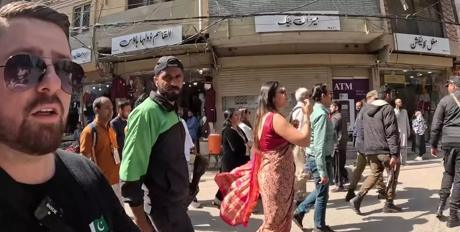 जासूस ज्योति के लिए पाकिस्तान का कुछ बड़ा था प्लान? AK-47 लिए गनर्स दिखे साथ जासूस ज्योति के लिए पाकिस्तान का कुछ बड़ा था प्लान? AK-47 लिए गनर्स दिखे साथ