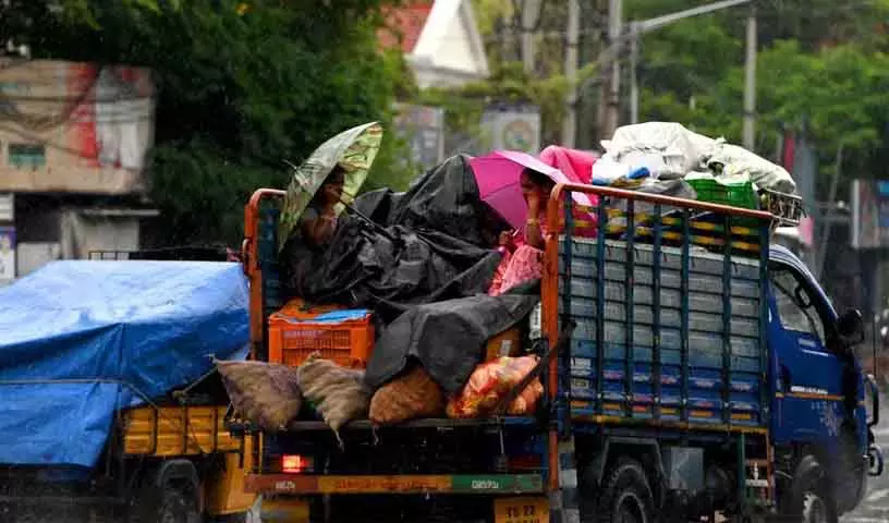 मानसून Telangana में समय से पहले पहुंचा, पूरे सप्ताह भारी बारिश की संभावना मानसून Telangana में समय से पहले पहुंचा, पूरे सप्ताह भारी बारिश की संभावना