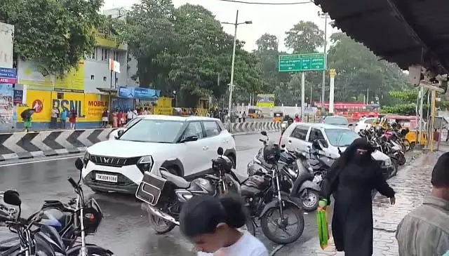अगले 3 घंटों तक तमिलनाडु में कहां बारिश होगी अगले 3 घंटों तक तमिलनाडु में कहां बारिश होगी