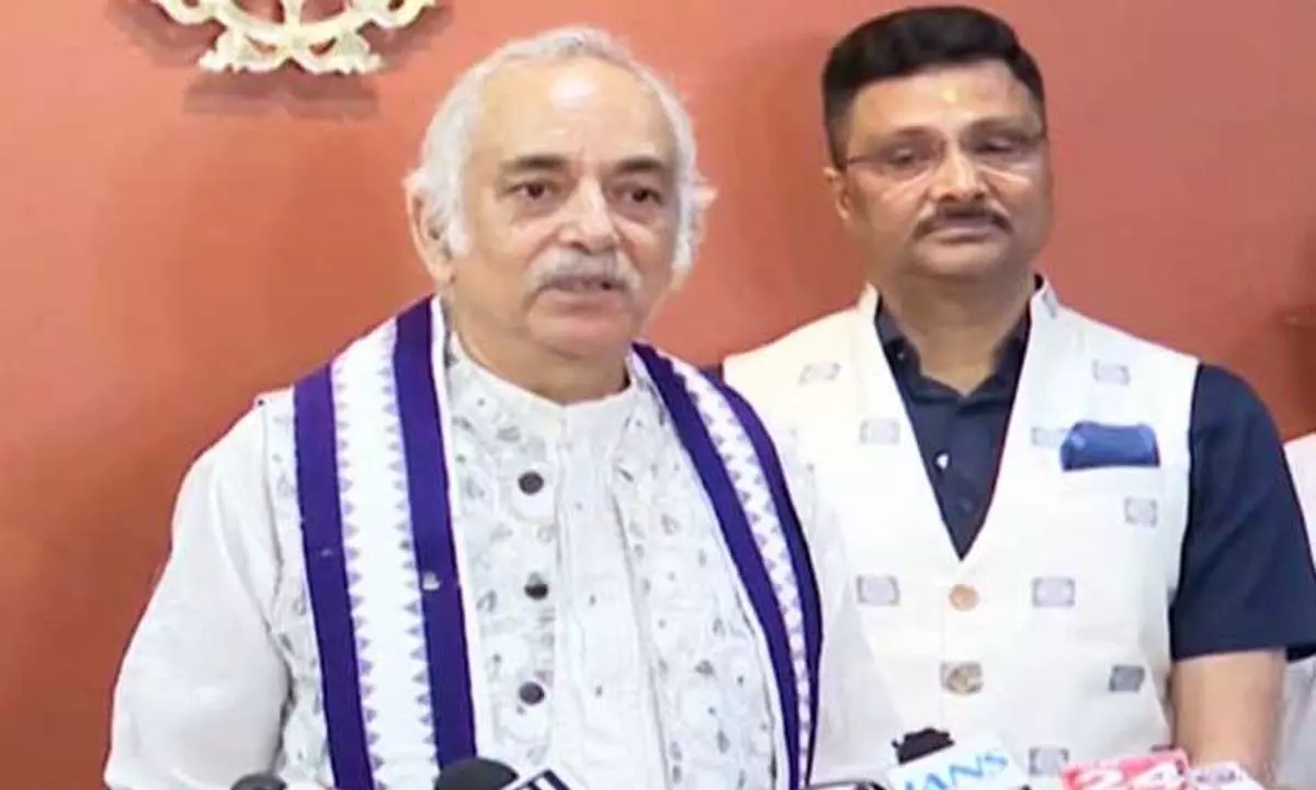 पुरी महाराज ने दीघा मंदिर का नाम ‘जगन्नाथ धाम’ रखे जाने के खिलाफ कार्रवाई का आग्रह किया पुरी महाराज ने दीघा मंदिर का नाम ‘जगन्नाथ धाम’ रखे जाने के खिलाफ कार्रवाई का आग्रह किया