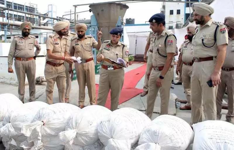 Ludhiana: आंकड़ों का जश्न मनाने की बजाय जीवन बचाने पर ध्यान दें Ludhiana: आंकड़ों का जश्न मनाने की बजाय जीवन बचाने पर ध्यान दें