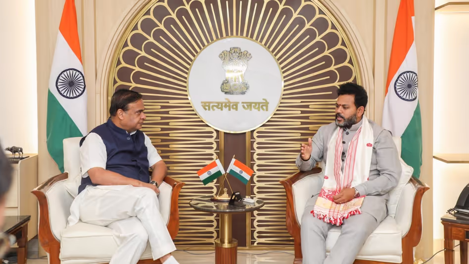 Assam के सीएम ने सिलचर के लिए उड़ान संपर्क बढ़ाने का वादा किया Assam के सीएम ने सिलचर के लिए उड़ान संपर्क बढ़ाने का वादा किया
