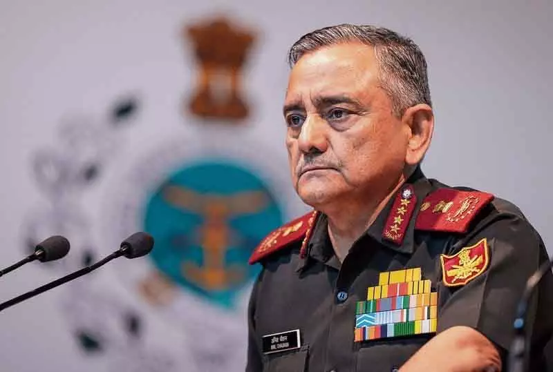 चीफ ऑफ डिफेंस स्टाफ General Chauhan ने उत्तरी और पश्चिमी क्षेत्रों की रणनीतिक समीक्षा की चीफ ऑफ डिफेंस स्टाफ General Chauhan ने उत्तरी और पश्चिमी क्षेत्रों की रणनीतिक समीक्षा की