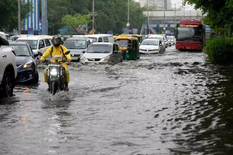 Ludhiana: आंधी-तूफान और बारिश से नुकसान Ludhiana: आंधी-तूफान और बारिश से नुकसान