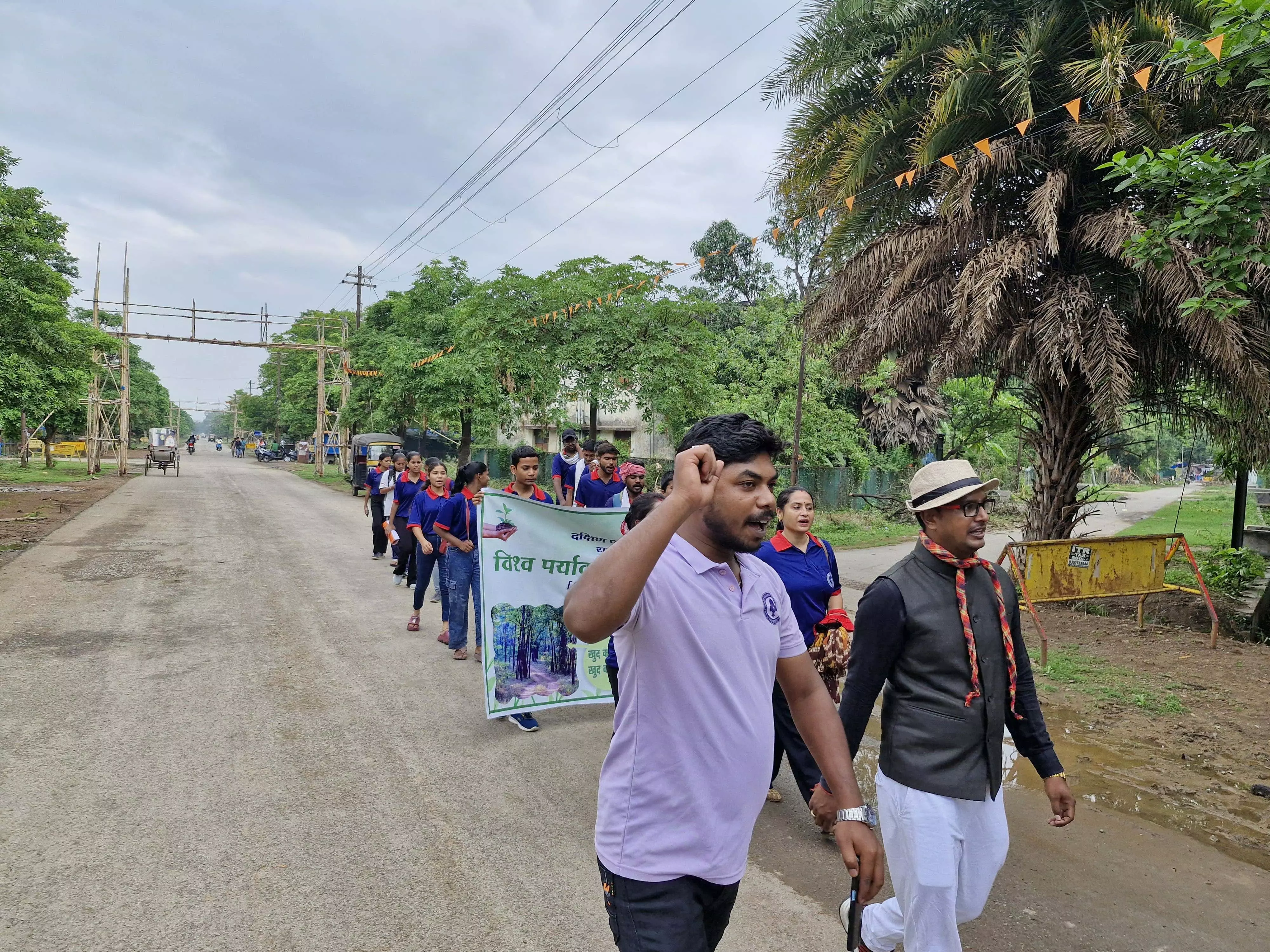 रायपुर रेल मंडल में विश्व पर्यावरण दिवस अभियान मनाया जा रहा रायपुर रेल मंडल में विश्व पर्यावरण दिवस अभियान मनाया जा रहा