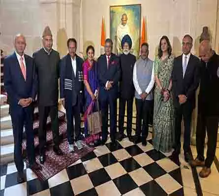 France में भारतीय प्रतिनिधिमंडल को राजदूत ने दी द्विपक्षीय संबंधों की जानकारी France में भारतीय प्रतिनिधिमंडल को राजदूत ने दी द्विपक्षीय संबंधों की जानकारी