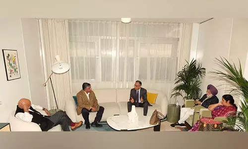 फ्रांस: सर्वदलीय प्रतिनिधिमंडल सीनेट और नेशनल असेंबली के सदस्यों से बातचीत करेगा