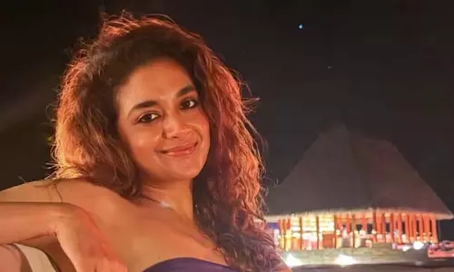 कीर्ति सुरेश ने लुक से लूटी महफिल कीर्ति सुरेश ने लुक से लूटी महफिल