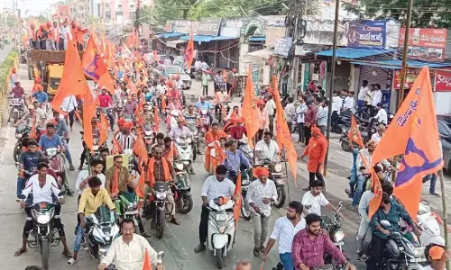 Hanuman शोभायात्रा का आयोजन उत्साह के साथ किया गया Hanuman शोभायात्रा का आयोजन उत्साह के साथ किया गया