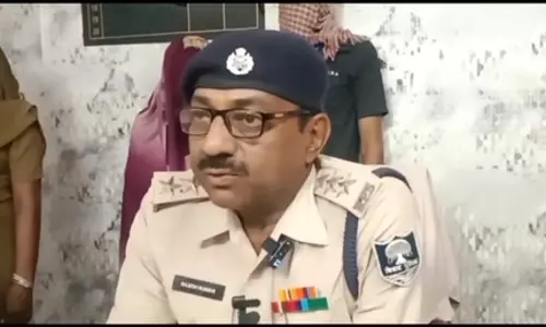 पत्नी ने प्रेमी देवर के साथ मिलकर तलवार से काटकर पति की हत्या कर दी, सो रहा था