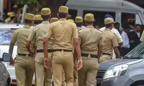 पुलिस का ‘मैगिलची’ कार्यक्रम पश्चिमी Tamil Nadu के 8 जिलों तक विस्तारित पुलिस का ‘मैगिलची’ कार्यक्रम पश्चिमी Tamil Nadu के 8 जिलों तक विस्तारित