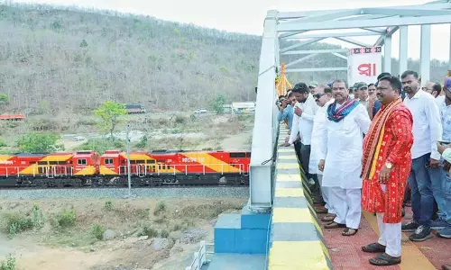 प्रधान ने दुर्गापाली ओवरब्रिज का उद्घाटन किया