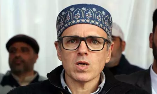 Omar की अगुवाई में 28 मई को बड़ी प्रशासनिक बैठक Omar की अगुवाई में 28 मई को बड़ी प्रशासनिक बैठक