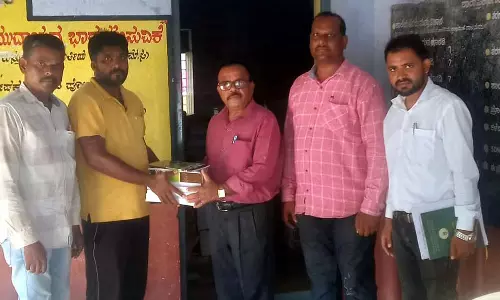 Yadgir : जिले के 75.97 प्रतिशत हिस्से में पाठ्य पुस्तकें Yadgir : जिले के 75.97 प्रतिशत हिस्से में पाठ्य पुस्तकें
