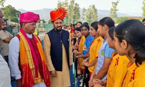 Anurag ने माजरा एस्ट्रोटर्फ की उपेक्षा के लिए कांग्रेस सरकार की आलोचना की Anurag ने माजरा एस्ट्रोटर्फ की उपेक्षा के लिए कांग्रेस सरकार की आलोचना की