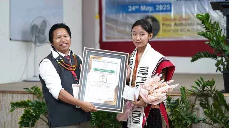Nagaland : अचुम्बेमो ने आरक्षण नीति में बदलाव की वकालत की Nagaland : अचुम्बेमो ने आरक्षण नीति में बदलाव की वकालत की