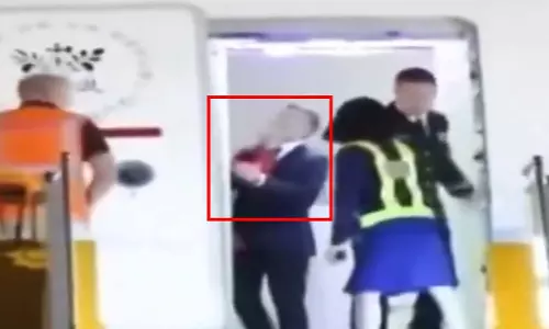 राष्ट्रपति को पत्नी ने सरेआम जड़ा थप्पड़, देखें VIDEO...