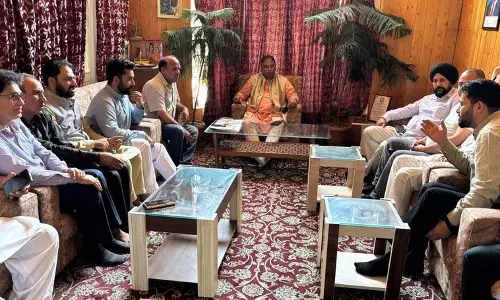 BJP ने कार्यकर्ताओं से घाटी में पाक गोलाबारी पीड़ितों की सहायता करने का आग्रह किया