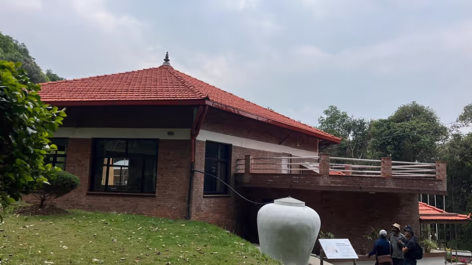 Manipur के पत्रकारों ने आईसीआईएमओडी की लिविंग माउंटेन लैब का दौरा Manipur के पत्रकारों ने आईसीआईएमओडी की लिविंग माउंटेन लैब का दौरा