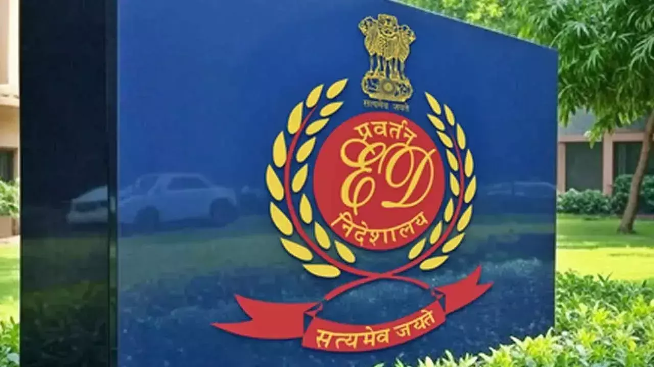 Chennai में छापा, ईडी ने अंतरराष्ट्रीय चंदन तस्कर को हिरासत में लिया Chennai में छापा, ईडी ने अंतरराष्ट्रीय चंदन तस्कर को हिरासत में लिया