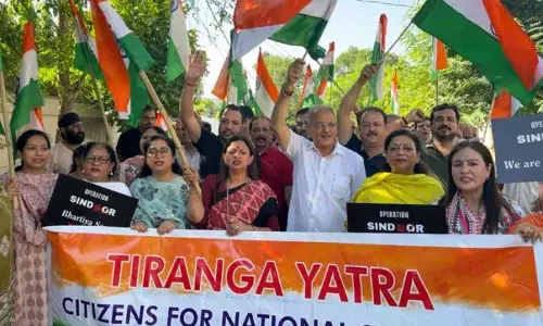 Jammu-रामबन, राजौरी में तिरंगा रैलियां निकाली गई