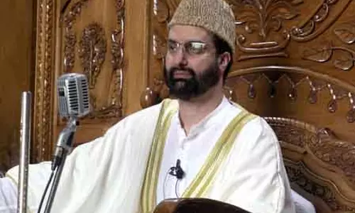 Mirwaiz Umar Farooq: ऑनलाइन जुआ नैतिक ताने-बाने को नष्ट कर रहा Mirwaiz Umar Farooq: ऑनलाइन जुआ नैतिक ताने-बाने को नष्ट कर रहा
