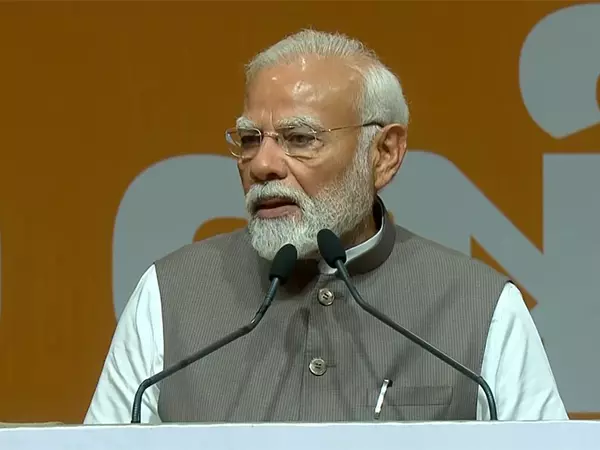 PM Modi ने ऑपरेशन सिंदूर के बाद पाकिस्तान के पाखंड को उजागर किया PM Modi ने ऑपरेशन सिंदूर के बाद पाकिस्तान के पाखंड को उजागर किया