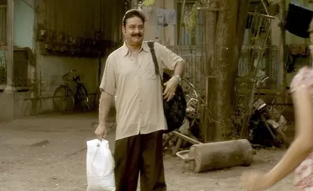 Vinay Pathak ने बताया कि उन्होंने चिड़िया के लिए स्पॉटबॉय के कपड़े क्यों पहने Vinay Pathak ने बताया कि उन्होंने चिड़िया के लिए स्पॉटबॉय के कपड़े क्यों पहने