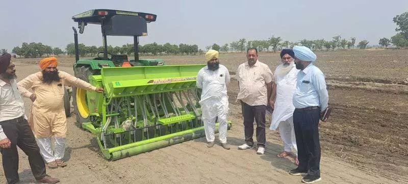 इस सीजन में पंजाब के केवल 1,400 किसानों ने DSR तकनीक अपनाई इस सीजन में पंजाब के केवल 1,400 किसानों ने DSR तकनीक अपनाई
