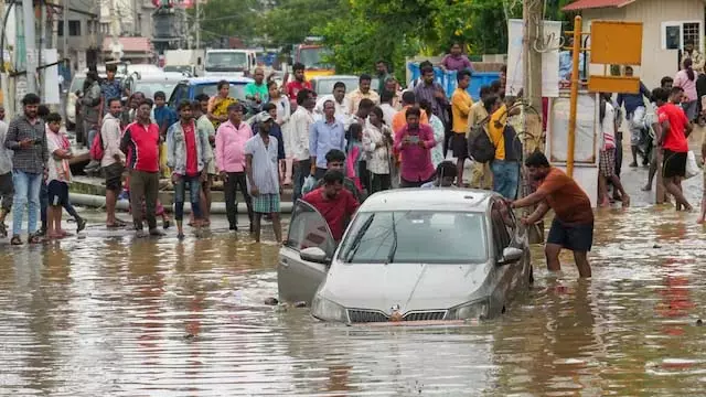 बाढ़ इलाकों की समस्याएं तुरंत निपटाएं: Maheshwar Rao बाढ़ इलाकों की समस्याएं तुरंत निपटाएं: Maheshwar Rao