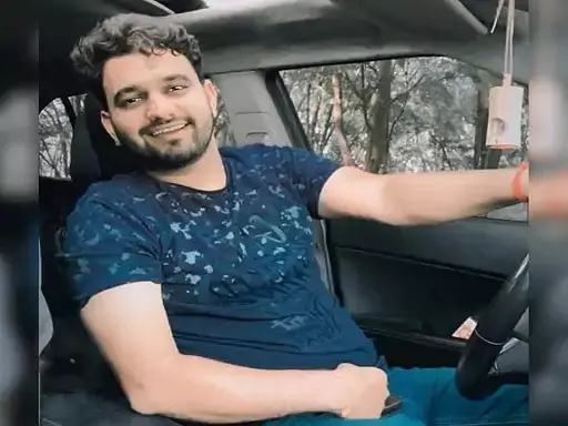 चाचा और चचेरे भाई ने किया हमला, भतीजे का खून चाचा और चचेरे भाई ने किया हमला, भतीजे का खून