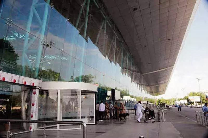 Amritsar Airport ने वित्त वर्ष 24-25 में रिकॉर्ड मासिक, वार्षिक यात्री यातायात हासिल किया Amritsar Airport ने वित्त वर्ष 24-25 में रिकॉर्ड मासिक, वार्षिक यात्री यातायात हासिल किया