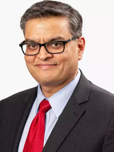 सौर ऊर्जा उत्पादन में भारत का दुनिया में तीसरा स्थान, मेक इन इंडिया के साथ मजबूत होगी स्थिति: आईएसए सौर ऊर्जा उत्पादन में भारत का दुनिया में तीसरा स्थान, मेक इन इंडिया के साथ मजबूत होगी स्थिति: आईएसए
