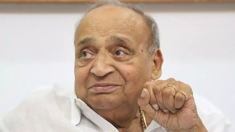 Kerala : सांसद वीरेंद्र कुमार स्मृति भाषण भारत कहां जा रहा Kerala : सांसद वीरेंद्र कुमार स्मृति भाषण भारत कहां जा रहा