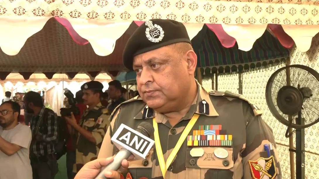 BSF की सहायक कमांडेंट नेहा भंडारी ने ऑपरेशन सिंदूर के बारे में बताया BSF की सहायक कमांडेंट नेहा भंडारी ने ऑपरेशन सिंदूर के बारे में बताया