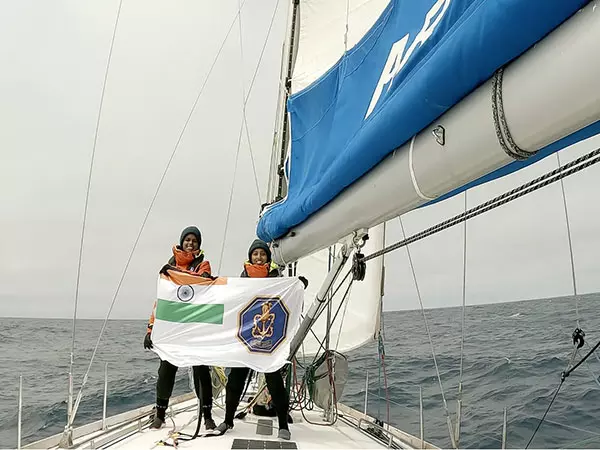 India करेगा नाविका सागर परिक्रमा II की महिला टीम का स्वागत India करेगा नाविका सागर परिक्रमा II की महिला टीम का स्वागत