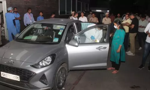 कार में 7 लाश मिली, सामूहिक आत्महत्या
