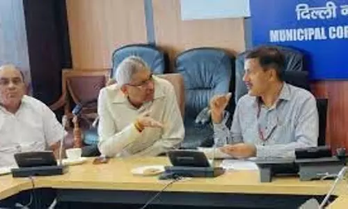 IVP पार्षदों ने एमसीडी कमिश्नर से रुकी परियोजनाएं शुरू करने की मांग की IVP पार्षदों ने एमसीडी कमिश्नर से रुकी परियोजनाएं शुरू करने की मांग की