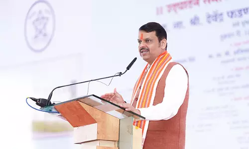 Maharashtra में बारिश से पैदा हुए हालात की लगातार समीक्षा कर रहे हैं फडणवीस