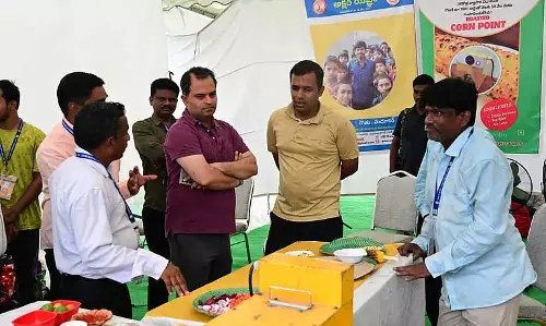 Telangana के कॉलेज ड्रॉपआउट बेरोजगारों के लिए रोल मॉडल बन गए Telangana के कॉलेज ड्रॉपआउट बेरोजगारों के लिए रोल मॉडल बन गए