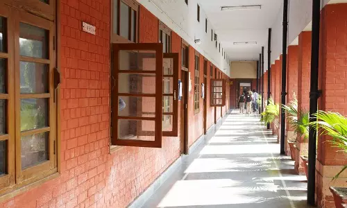 Haryana : मानवाधिकार संस्था ने छात्र पर हमले के मामले में झज्जर के निजी स्कूल की जांच के आदेश