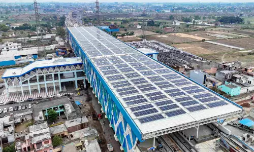 Ghaziabad: मेरठ नमो भारत स्टेशन की छत पर सोलर प्लांट से होगी बिजली आपूर्ति Ghaziabad: मेरठ नमो भारत स्टेशन की छत पर सोलर प्लांट से होगी बिजली आपूर्ति