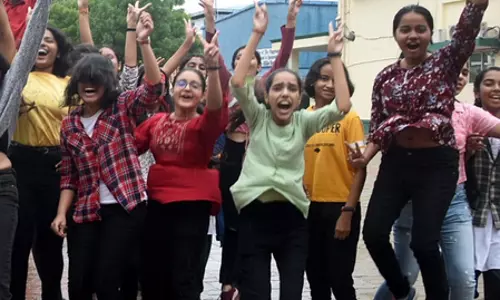 Jharkhand 10th board result: झारखंड 10वीं बोर्ड का रिजल्ट जारी, 91.71 परीक्षार्थी हुए सफल Jharkhand 10th board result: झारखंड 10वीं बोर्ड का रिजल्ट जारी, 91.71 परीक्षार्थी हुए सफल