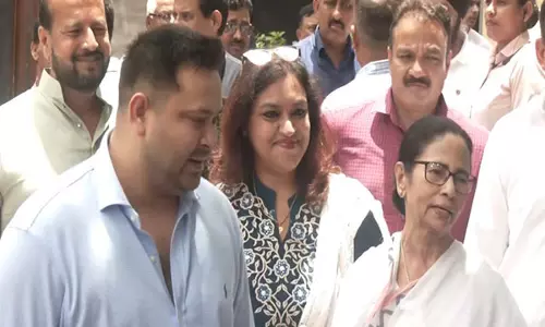 तेजस्वी यादव दूसरी बार बने पिता, CM Banerjee ने हार्दिक शुभकामनाएं दीं