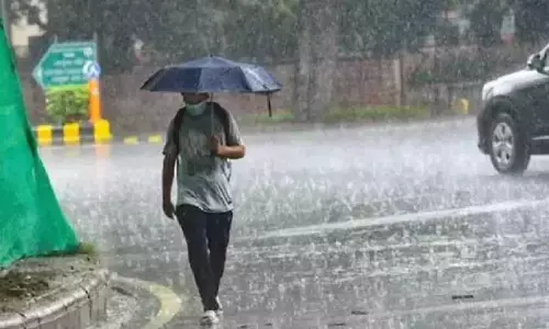 TN: भारी बारिश से गर्मी कम , कोयंबटूर, धर्मपुरी में तापमान सामान्य से 8 डिग्री सेल्सियस कम दर्ज TN: भारी बारिश से गर्मी कम , कोयंबटूर, धर्मपुरी में तापमान सामान्य से 8 डिग्री सेल्सियस कम दर्ज
