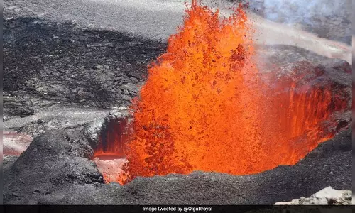 Scientists को आश्चर्य हुआ कि पृथ्वी के अंदर से कीमती धातुएं निकल रही हैं Scientists को आश्चर्य हुआ कि पृथ्वी के अंदर से कीमती धातुएं निकल रही हैं