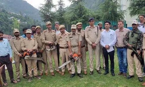 DFO द्वारा चलाए गए प्रवर्तन अभियान के दौरान अवैध मैकेनिकल कटर जब्त किए DFO द्वारा चलाए गए प्रवर्तन अभियान के दौरान अवैध मैकेनिकल कटर जब्त किए