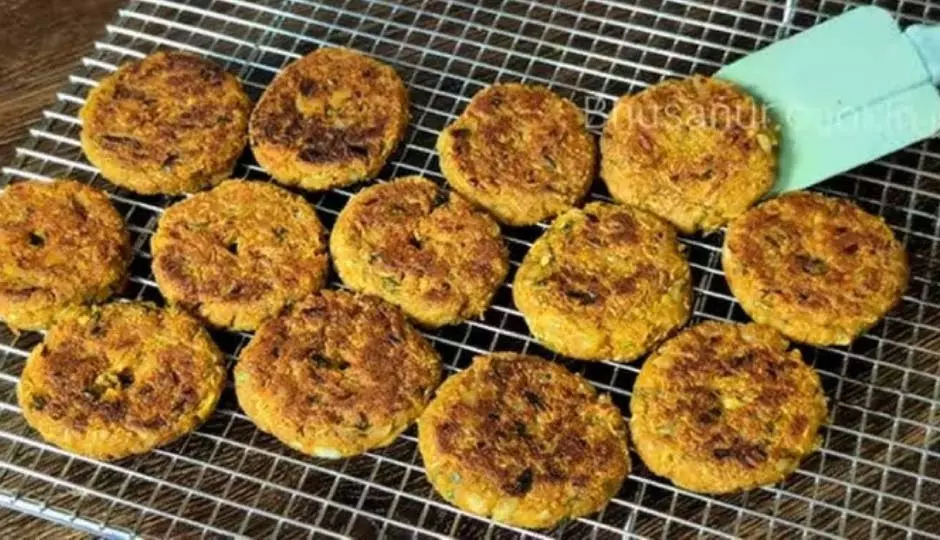Bottle gourd cutlet: मिनटों में बना सकते हैं ये डिश Bottle gourd cutlet: मिनटों में बना सकते हैं ये डिश