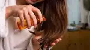 Hair Care: गर्मियों में रूखे और बेजान बालों को बनाएं चमकदार, लगाएं ये प्राकृतिक हेयर मास्क Hair Care: गर्मियों में रूखे और बेजान बालों को बनाएं चमकदार, लगाएं ये प्राकृतिक हेयर मास्क